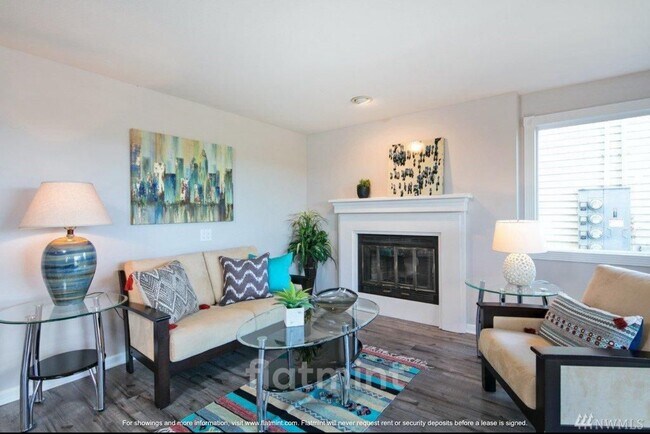 Primary Photo - 8720 Phinney Ave N