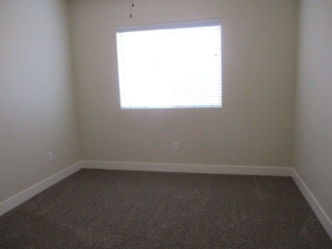 Building Photo - 133 N 900 W