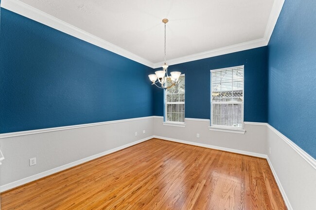 Building Photo - 10106 Holly Chase Dr