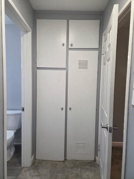 Building Photo - 625 S 11th St