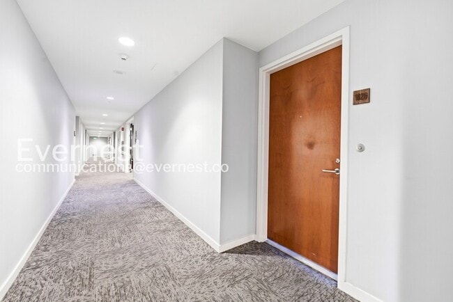 Building Photo - 1-Bed/1-Bath Condo with Pool, Spa, and Fitness Center!/Available Now!