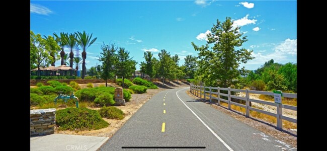 Building Photo - Luxurious 2 + 2.5 Belcaro 2392 SQFT Retire...