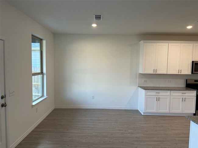 Building Photo - 15214 Canyon Rapids Rd