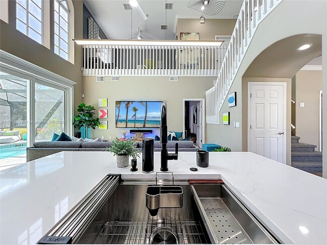 Building Photo - 13430 Meadow Bay Loop