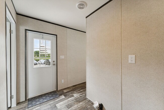 Building Photo - 108 Bluejay Hill