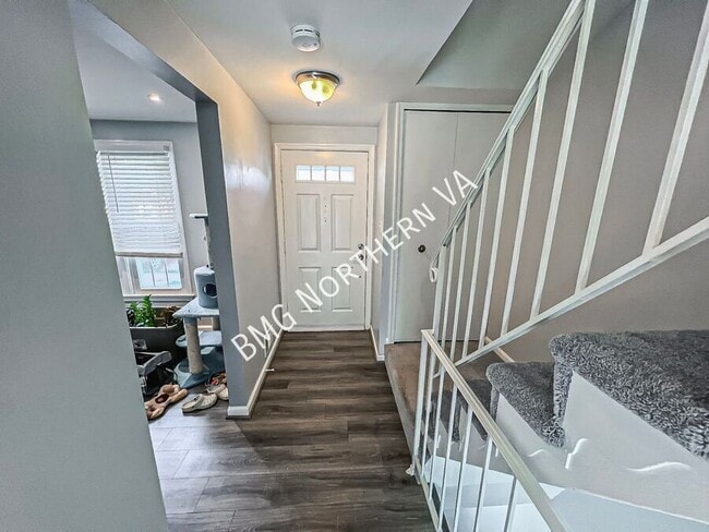 Building Photo - 14416 Black Horse Ct