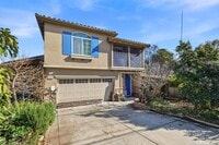 Building Photo - 820 Almar Ave