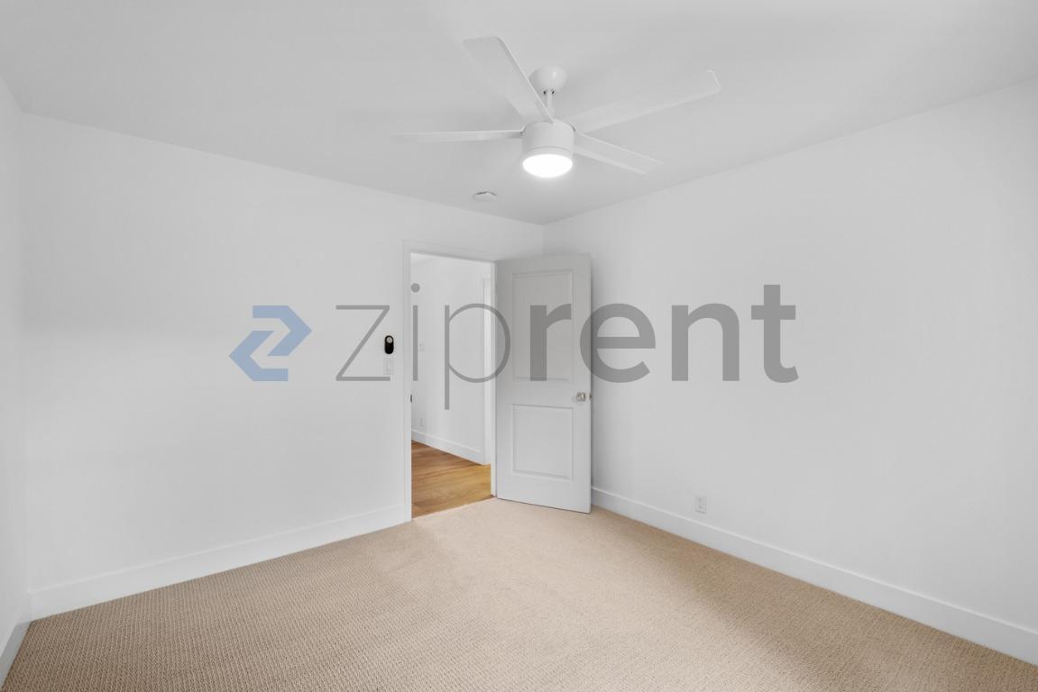 Building Photo - 1531 Silver Trail