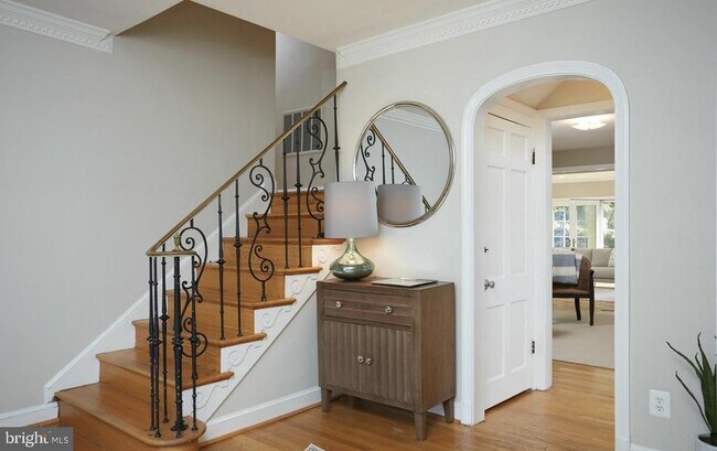 Building Photo - 4515 29th St NW