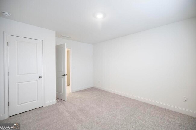 Building Photo - 107 Prospect Ave