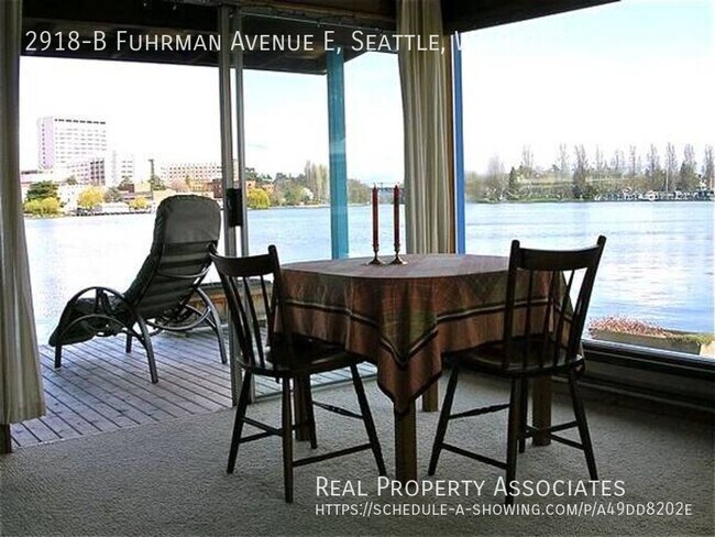 Building Photo - Portage Bay Floating Home