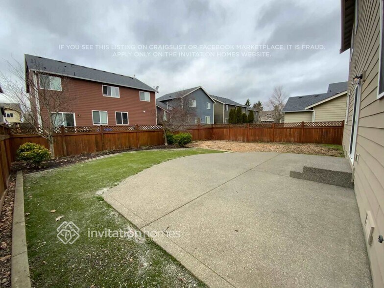 Building Photo - 6741 Flute St SE