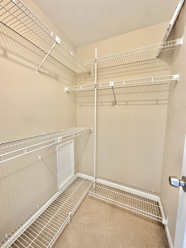 Building Photo - 5821 Inman Park Cir