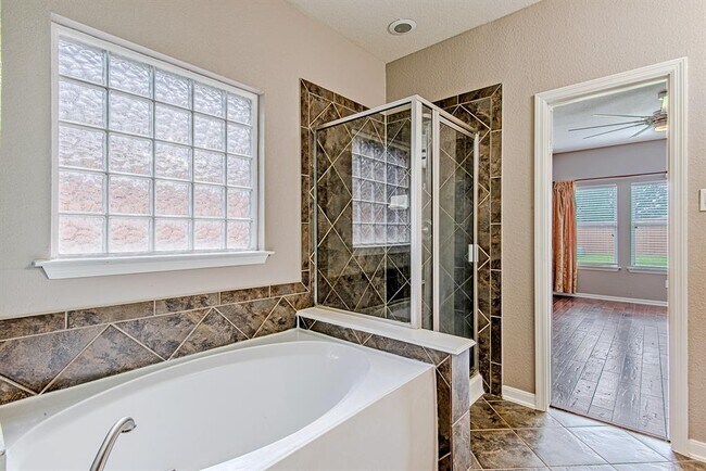 Building Photo - 7507 Trail Hollow