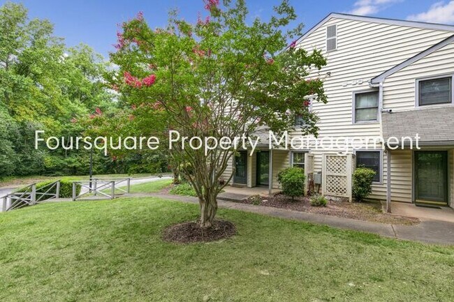 Building Photo - Charming 1st-Floor End-Unit Condo with Gas Log Fireplace, Private Back Porch & Community Pool – T...