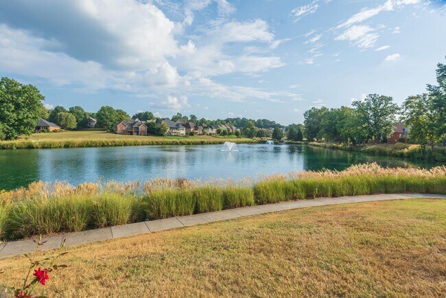 Building Photo - 1833 Waters Edge Dr