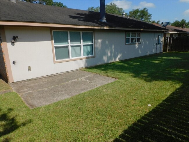 Building Photo - 1338 Leadenhall Cir