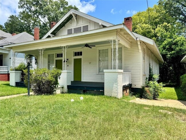 Building Photo - 563 Virginia Ave