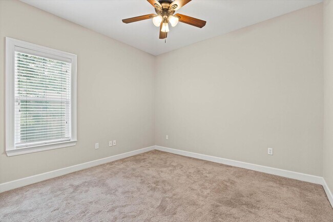 Building Photo - 99 Caisson Trace
