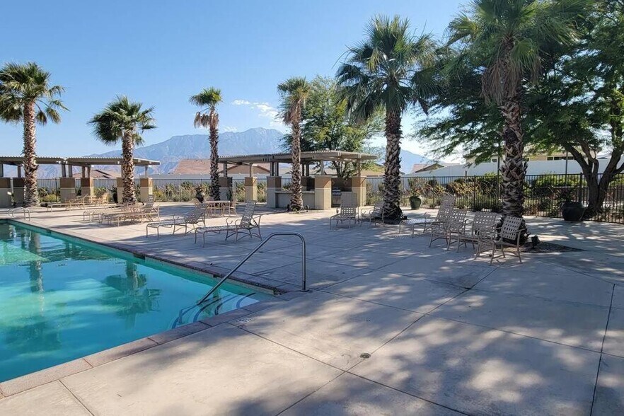 Building Photo - 11599 Kitetail Dr