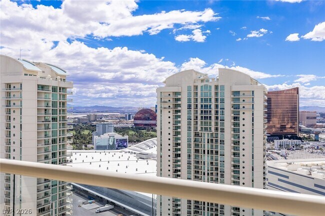 Building Photo - 2777 Paradise Rd