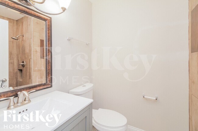 Building Photo - 1332 Jamie Ln