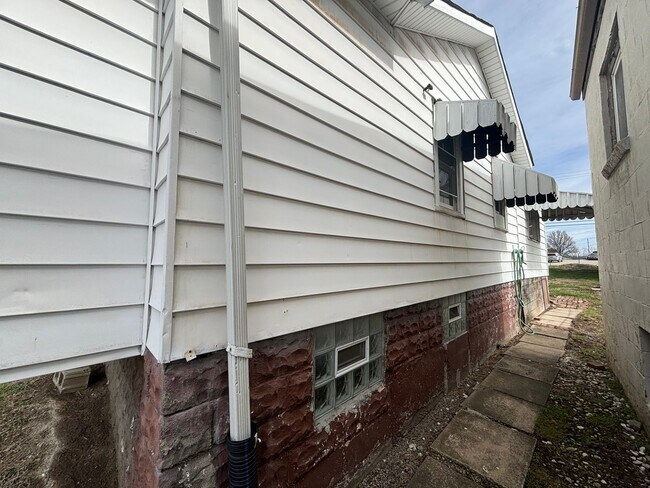 Building Photo - Spring Into Homeownership This April! Lease-to-Own Home Opportunity – This is NOT a Typical Rental!