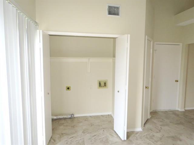 Building Photo - 2240 Arbor Creek Dr