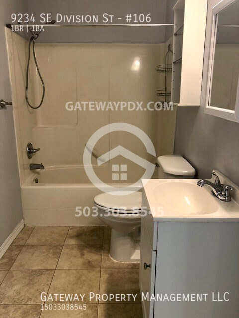 Building Photo - 9234 SE Division St