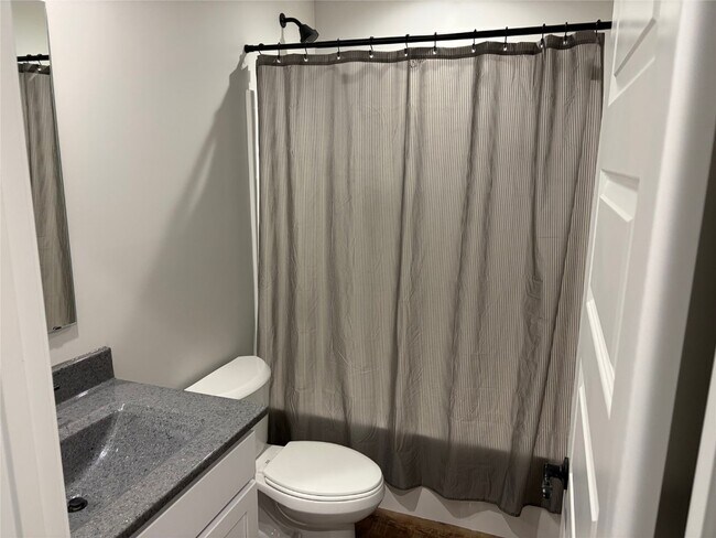 Building Photo - 1158 Marathon Dr