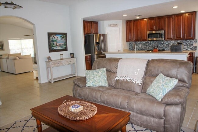 Building Photo - 4015 Kingsfield Dr