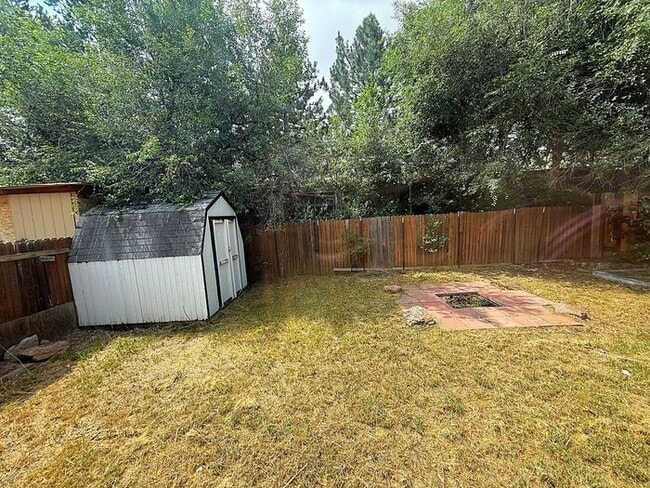 Building Photo - 3 bedroom ranch home nestled in a cul-de-sac!