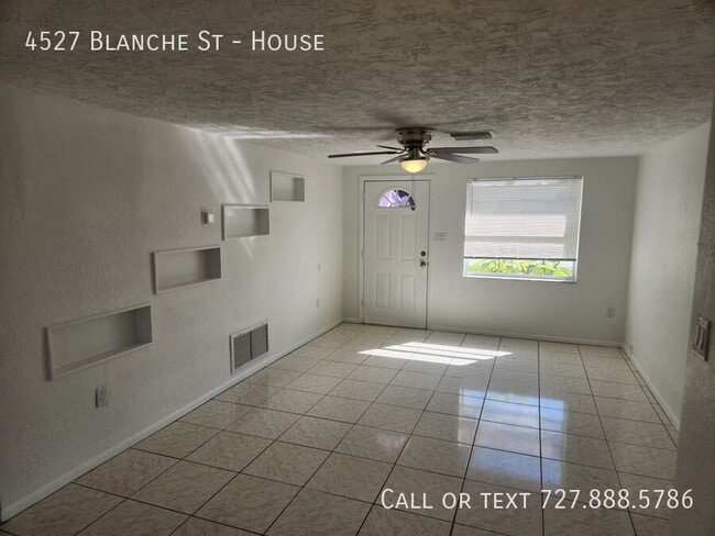 Building Photo - 4527 Blanche St