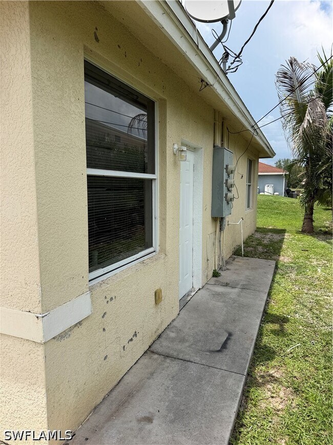 Building Photo - 5118 24th St SW