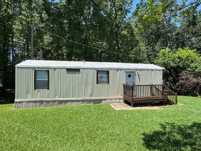 Primary Photo - 208 Perry Ave