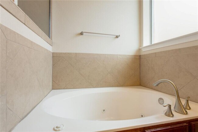 Building Photo - 1334 Grande Mesa Dr