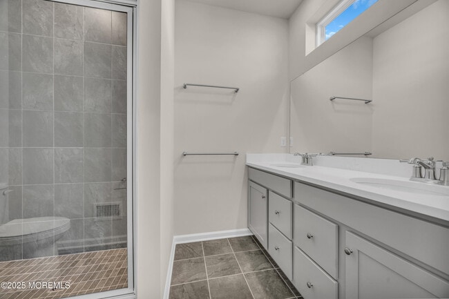 Building Photo - 16 Barton Ave