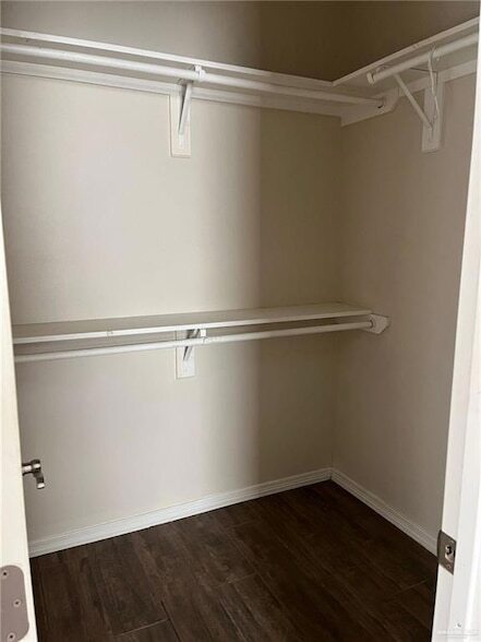 Building Photo - 4001 Hawthorne Ave