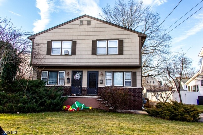 Primary Photo - 17 Gould Pl