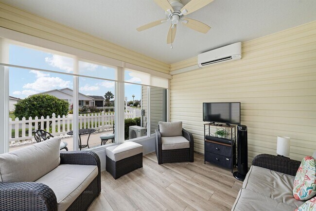 Building Photo - Furnished Annual Rental – 4-Minute Golf Cart Ride to Brownwood Town Square