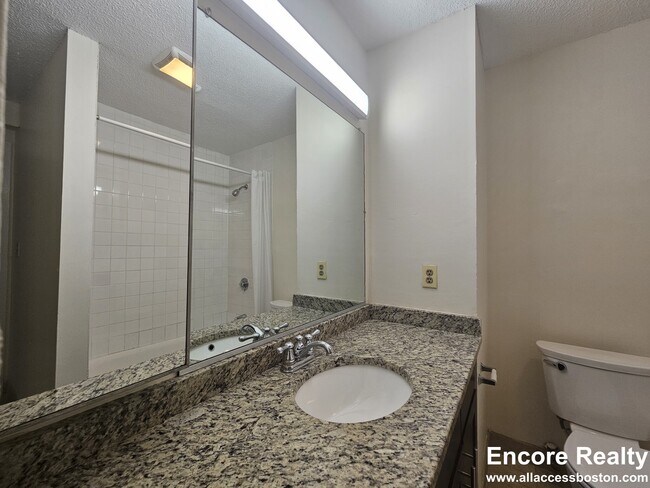 Building Photo - 150 N Beacon St