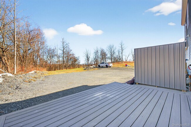 Building Photo - 104 North Rd