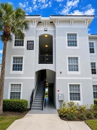 Building Photo - 5064 Lantana Rd