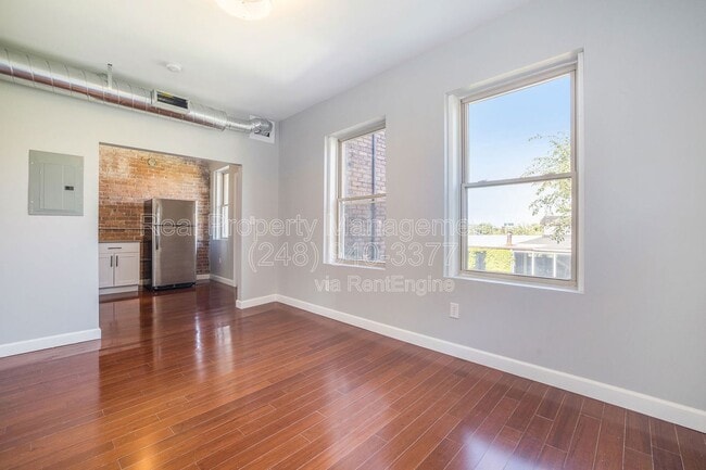 Interior Photo - Woodward Lofts