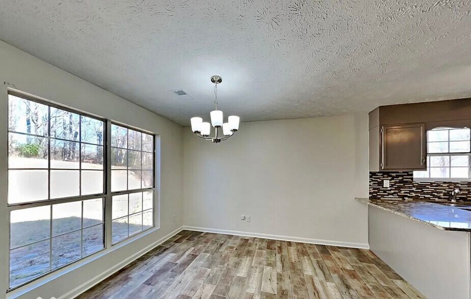 Building Photo - 3280 Nina Way