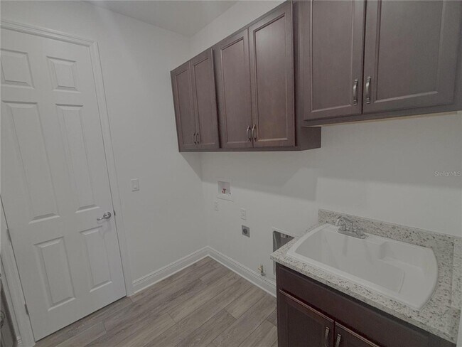 Building Photo - 9764 SW 81st Ln