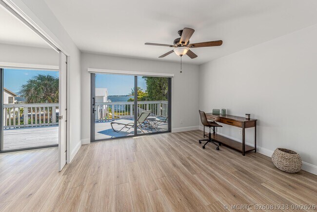 Building Photo - 1712 Sea Horse Pl