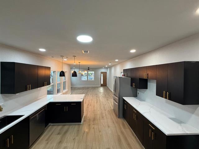 Building Photo - 758 Bethpage Ave