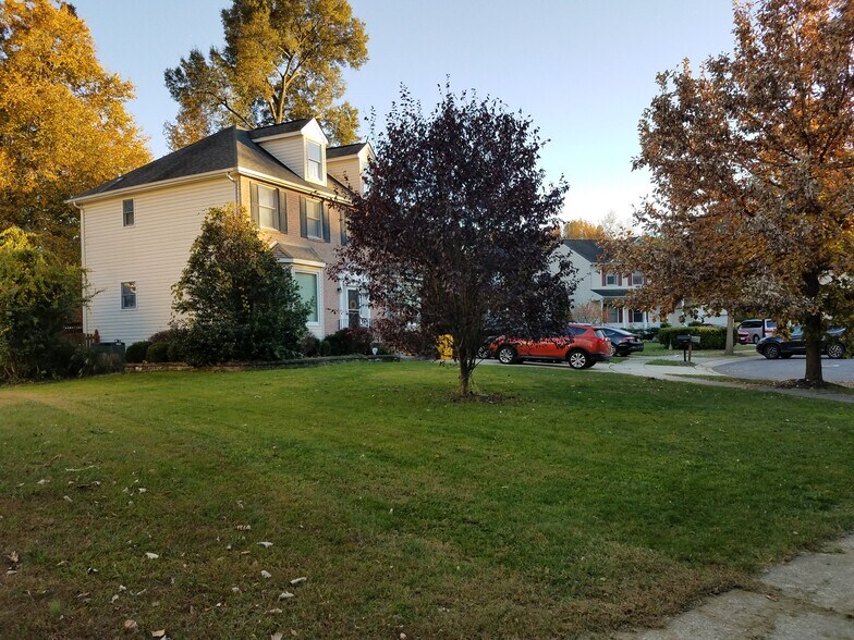 Primary Photo - 1809 Stark Drive