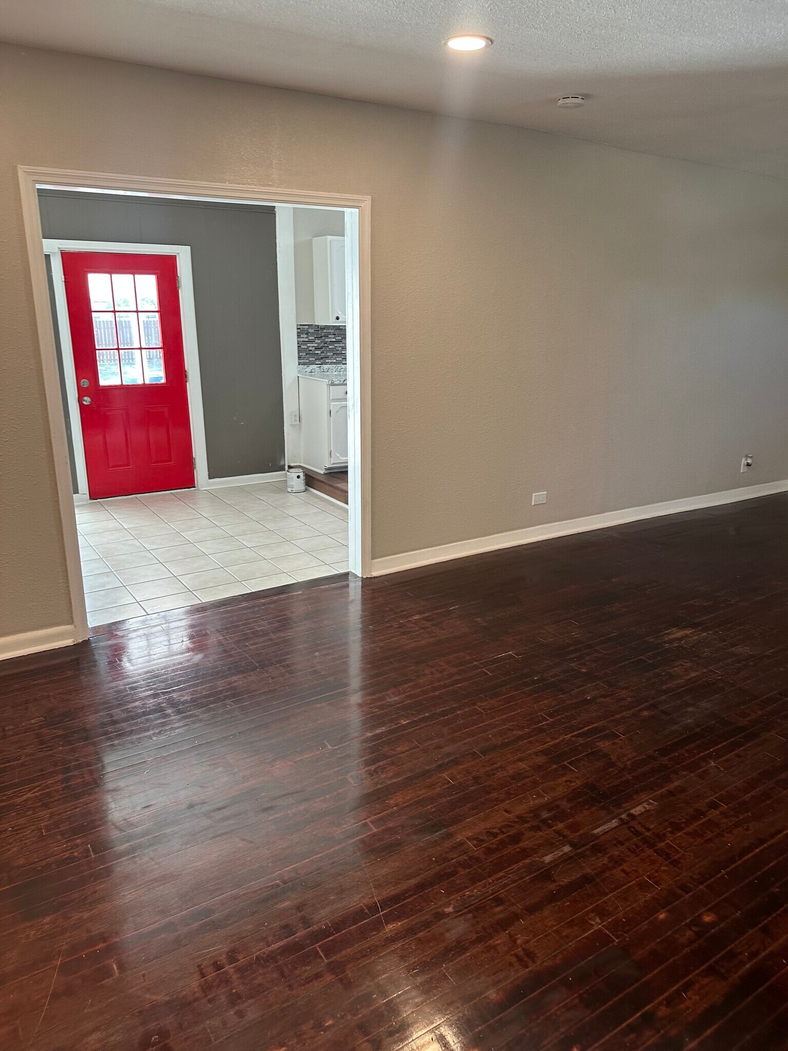 Building Photo - 606 John Page Dr